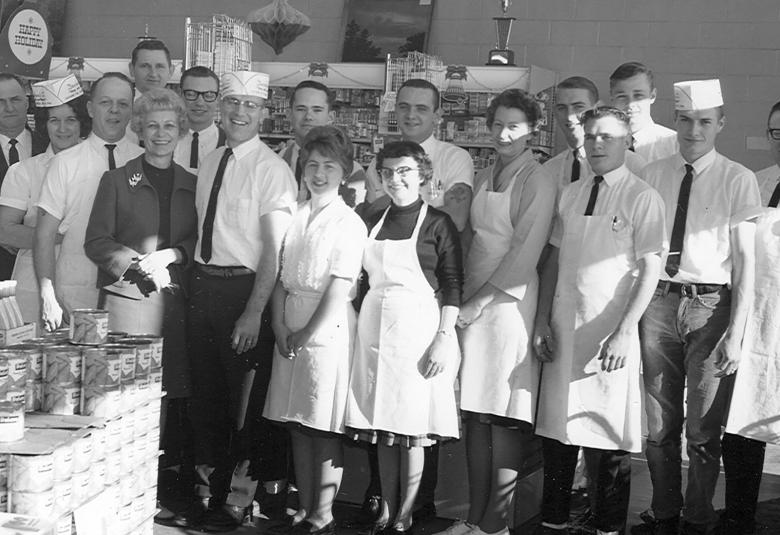 News Letter Journal - Staff Photo - Create Article